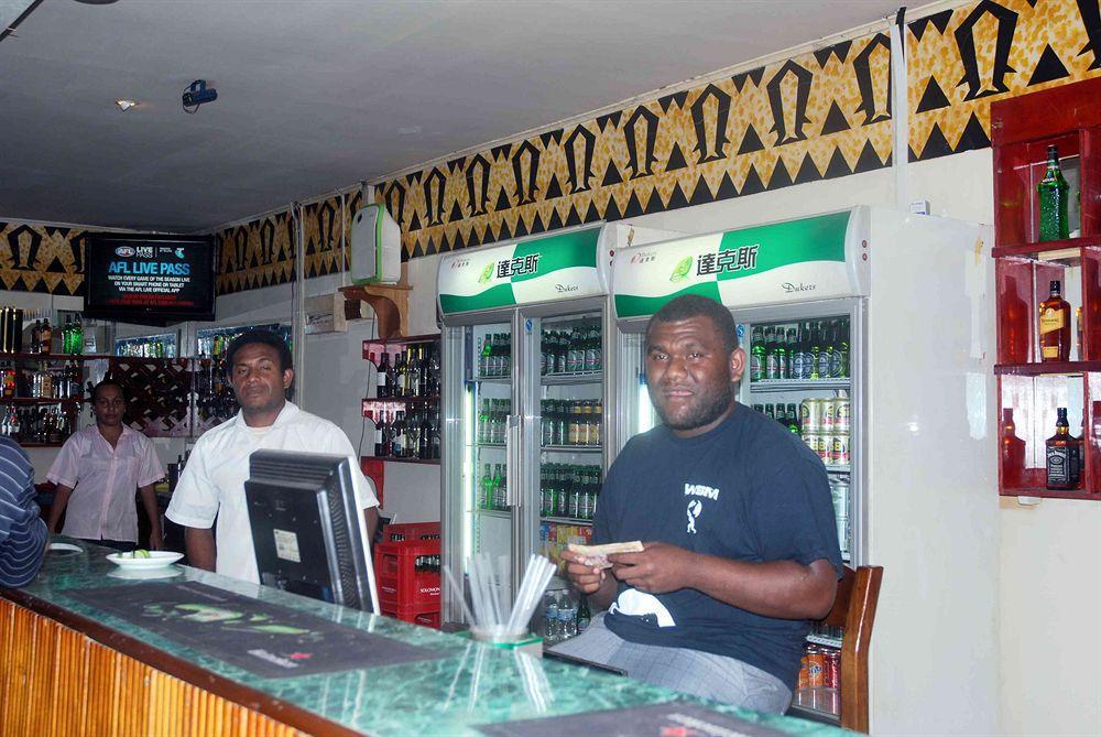 Pacific Crown Hotel Honiara Extérieur photo