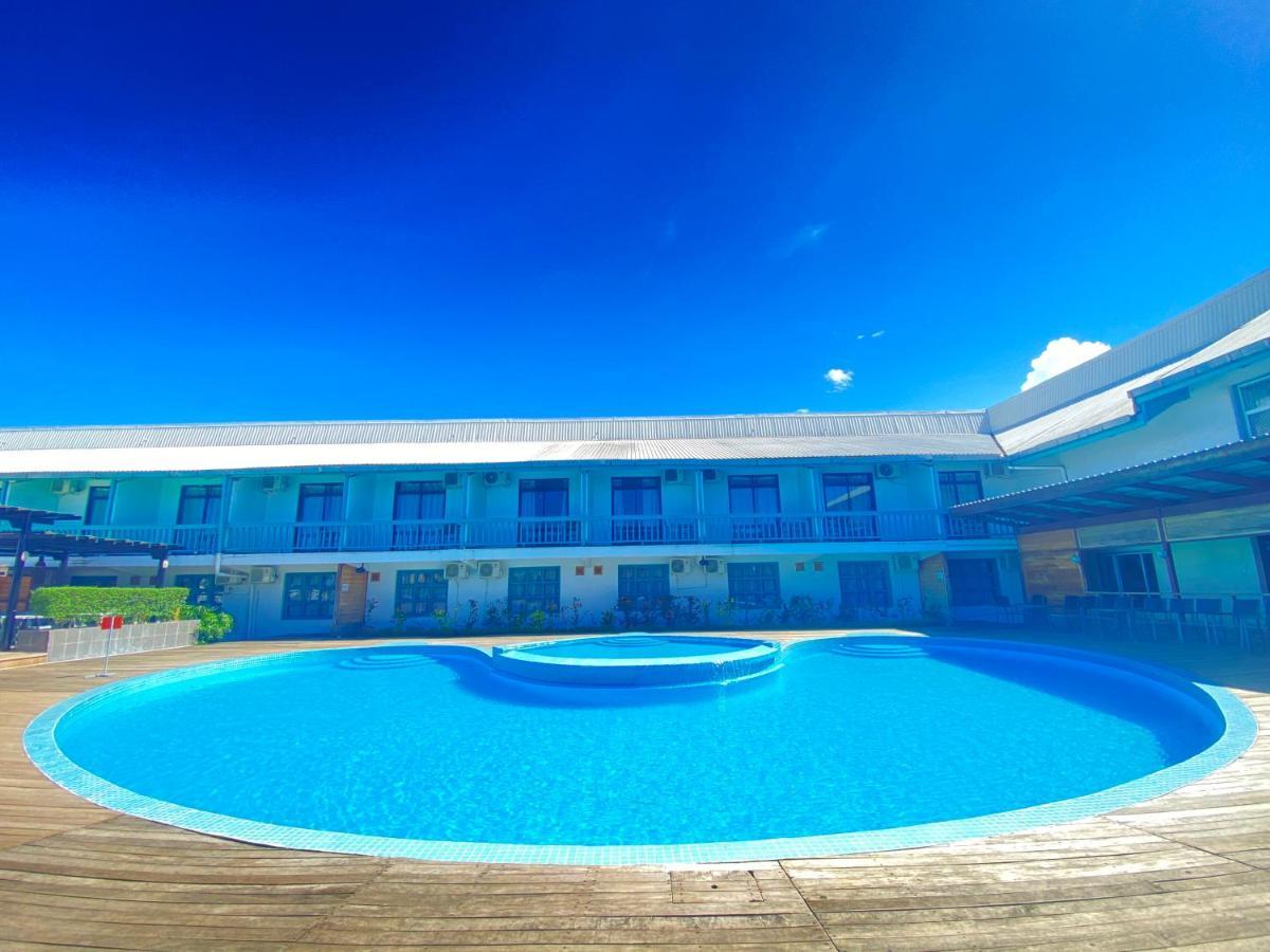 Pacific Crown Hotel Honiara Extérieur photo
