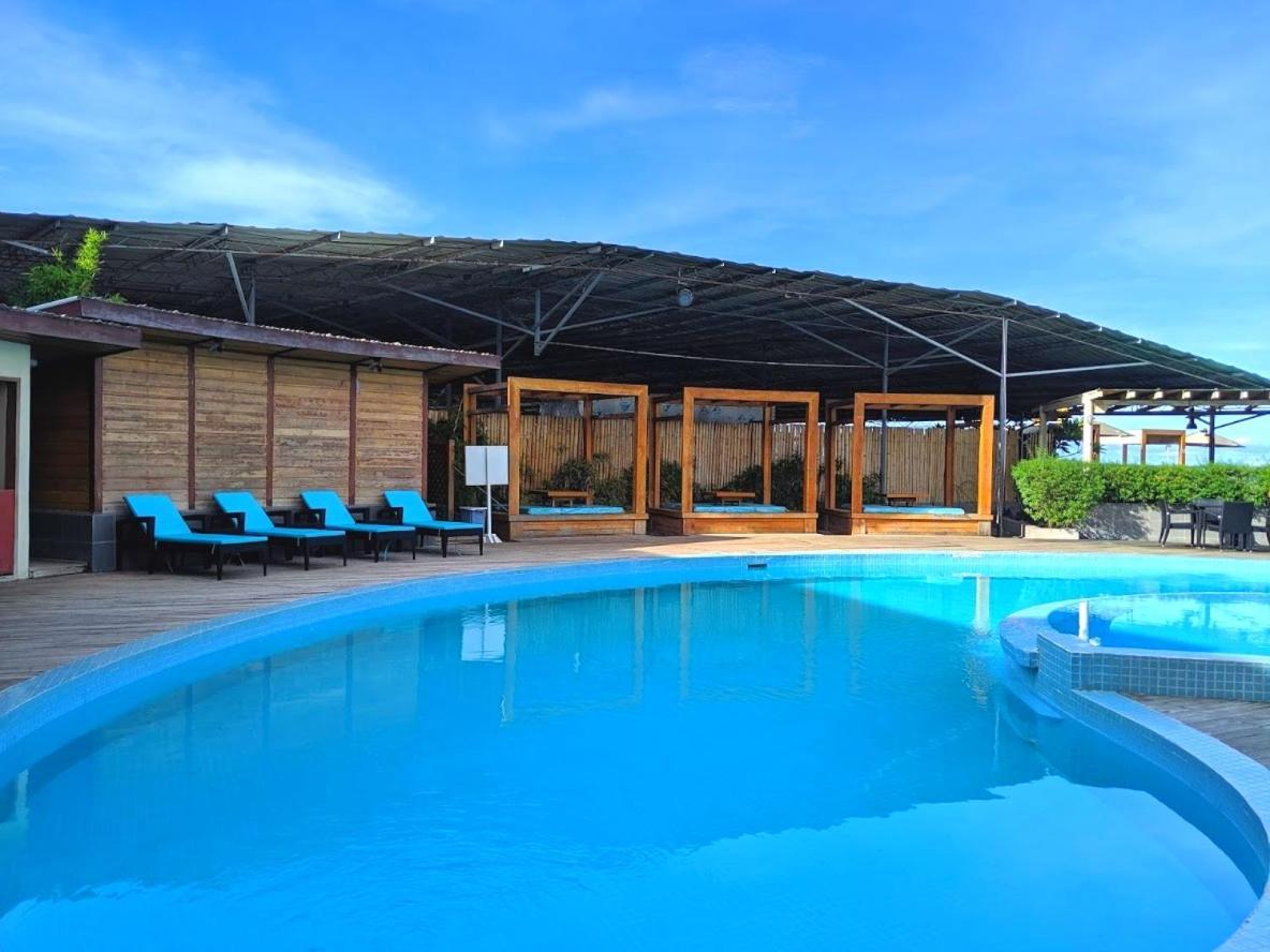 Pacific Crown Hotel Honiara Extérieur photo